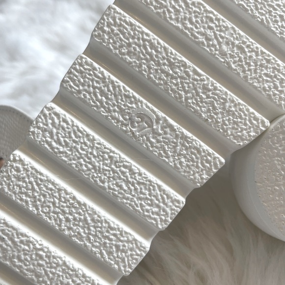 Brand new Gladiator Lace-up Platform sandals! - Picture 4 of 5